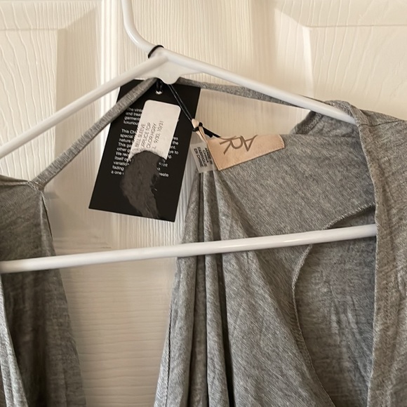 Chaser bell sleeve surplice open back top grey heather - Picture 4 of 5